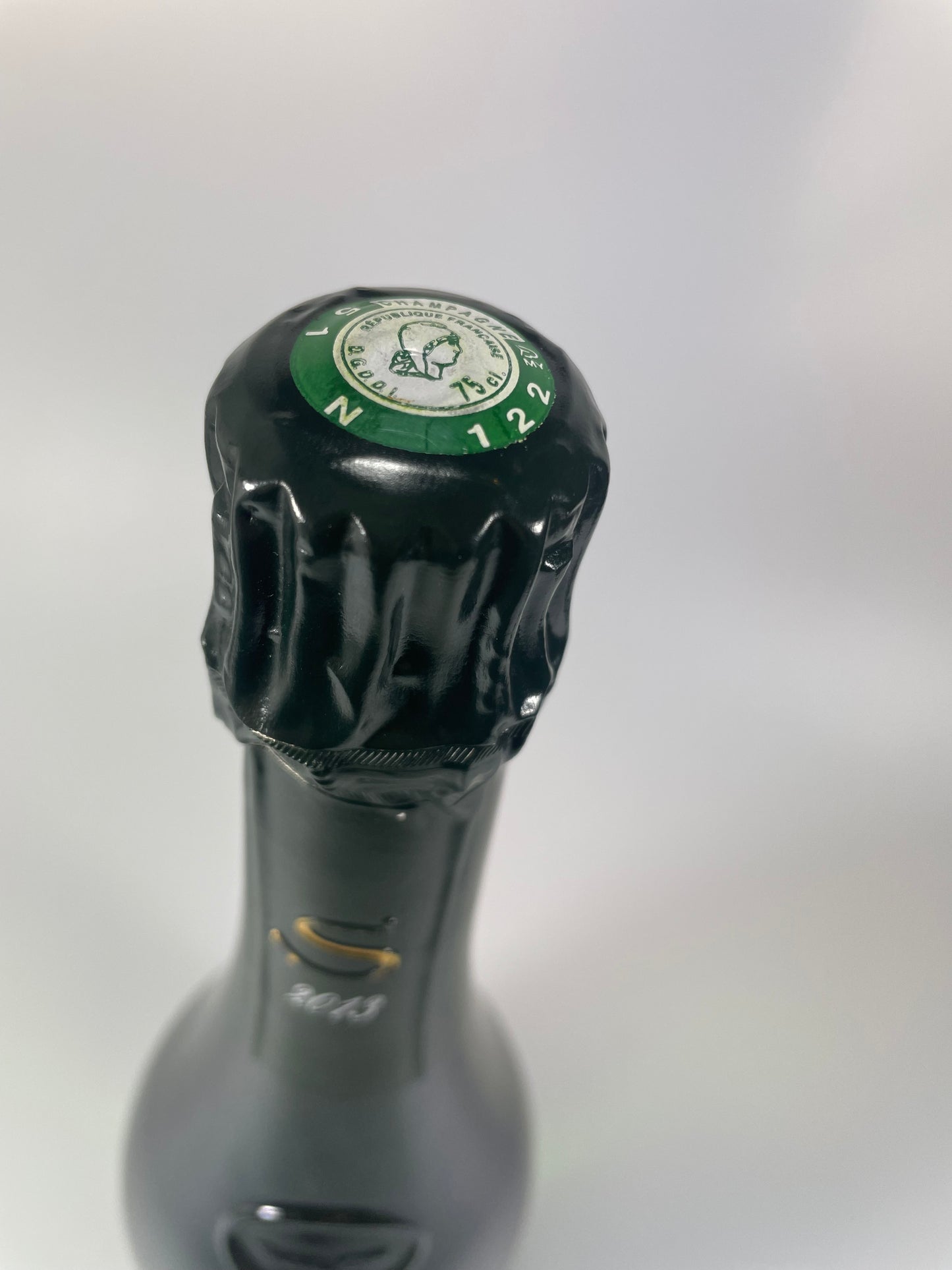 Kapsel Salon Champagner
