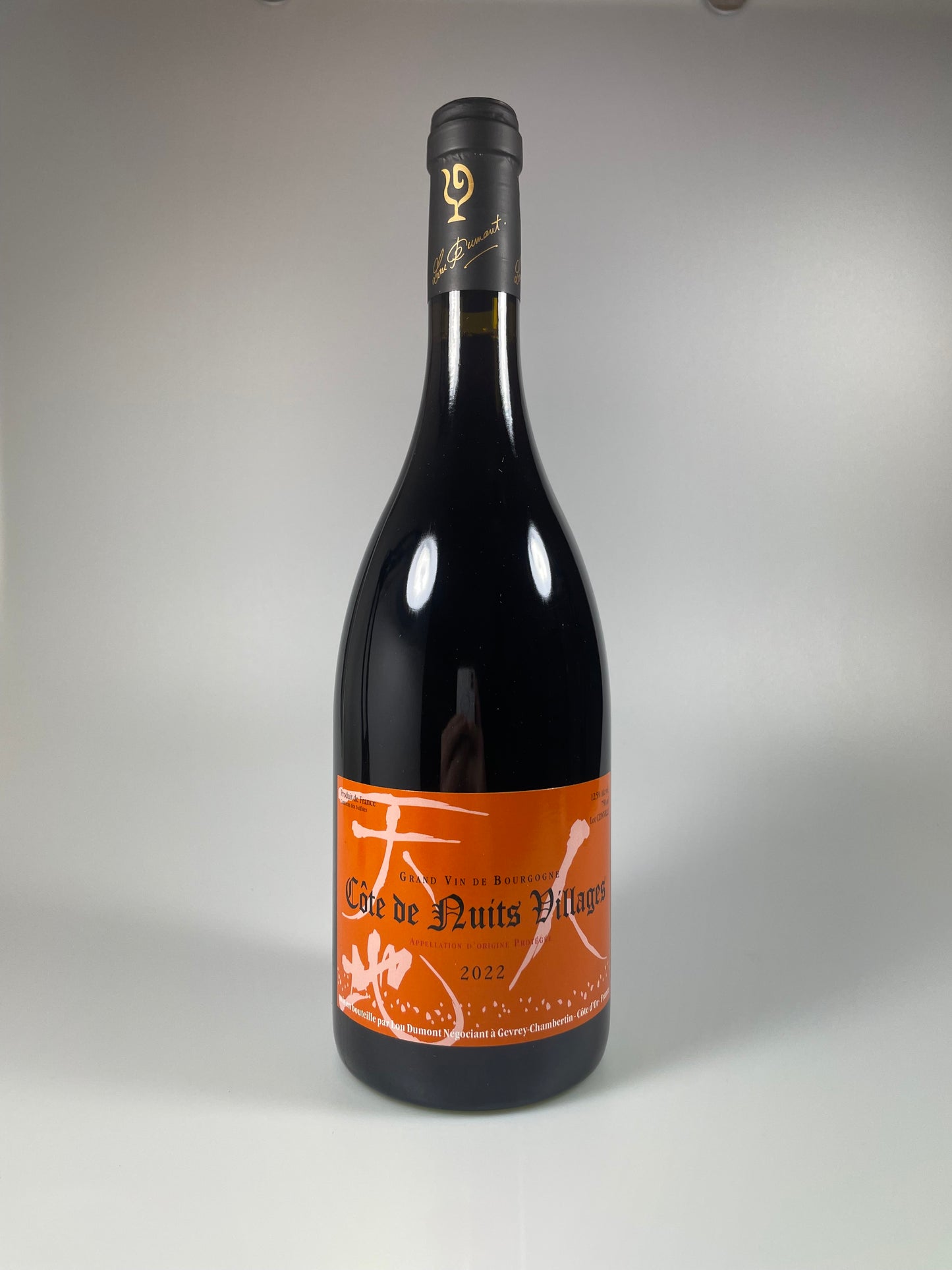 Weinflasche Lou Dumont Cote de Nuits Village 2022