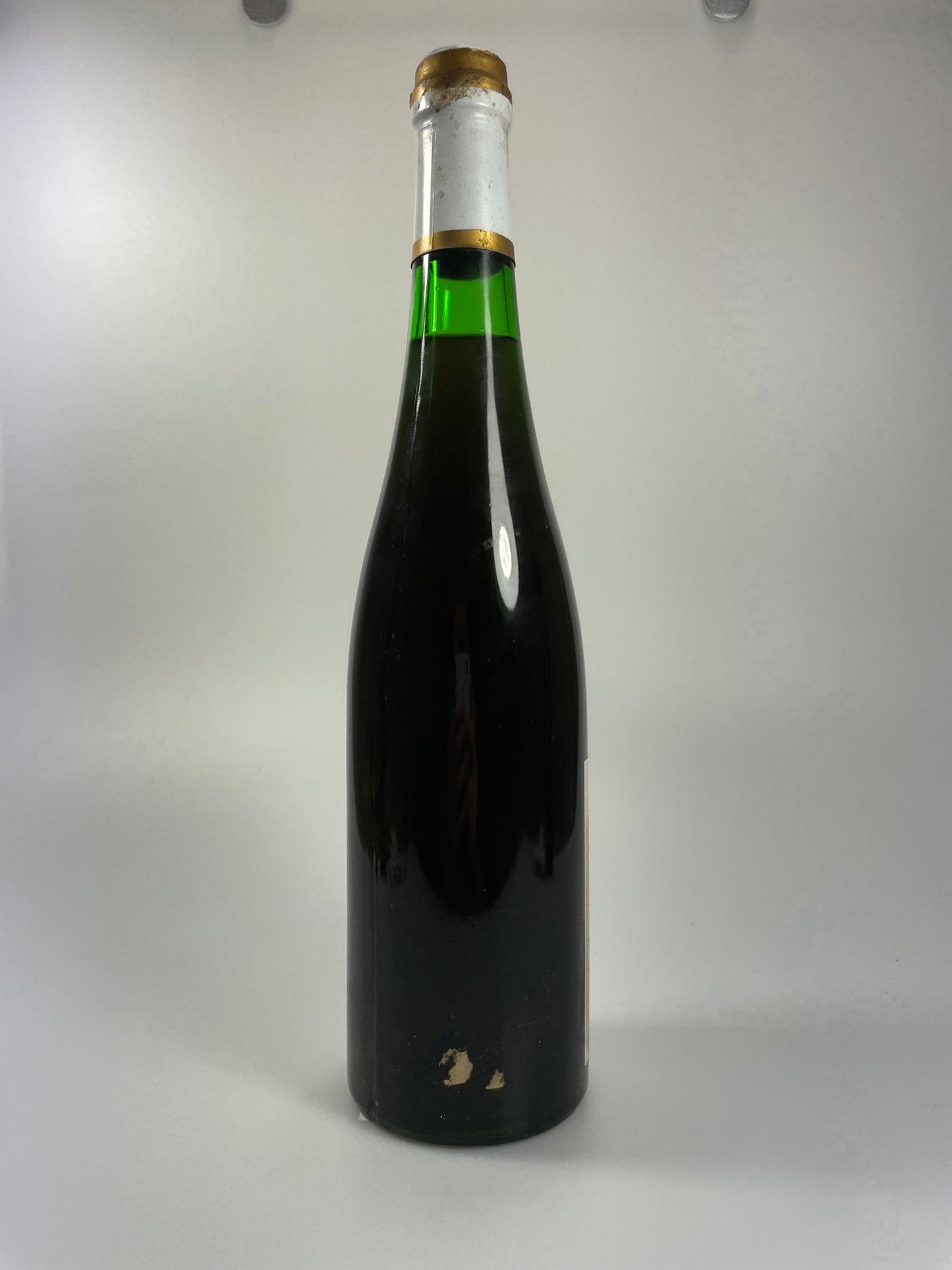 Flasche Scharzhofberger Riesling Auslese von Egon Müller 1964 von Hinten