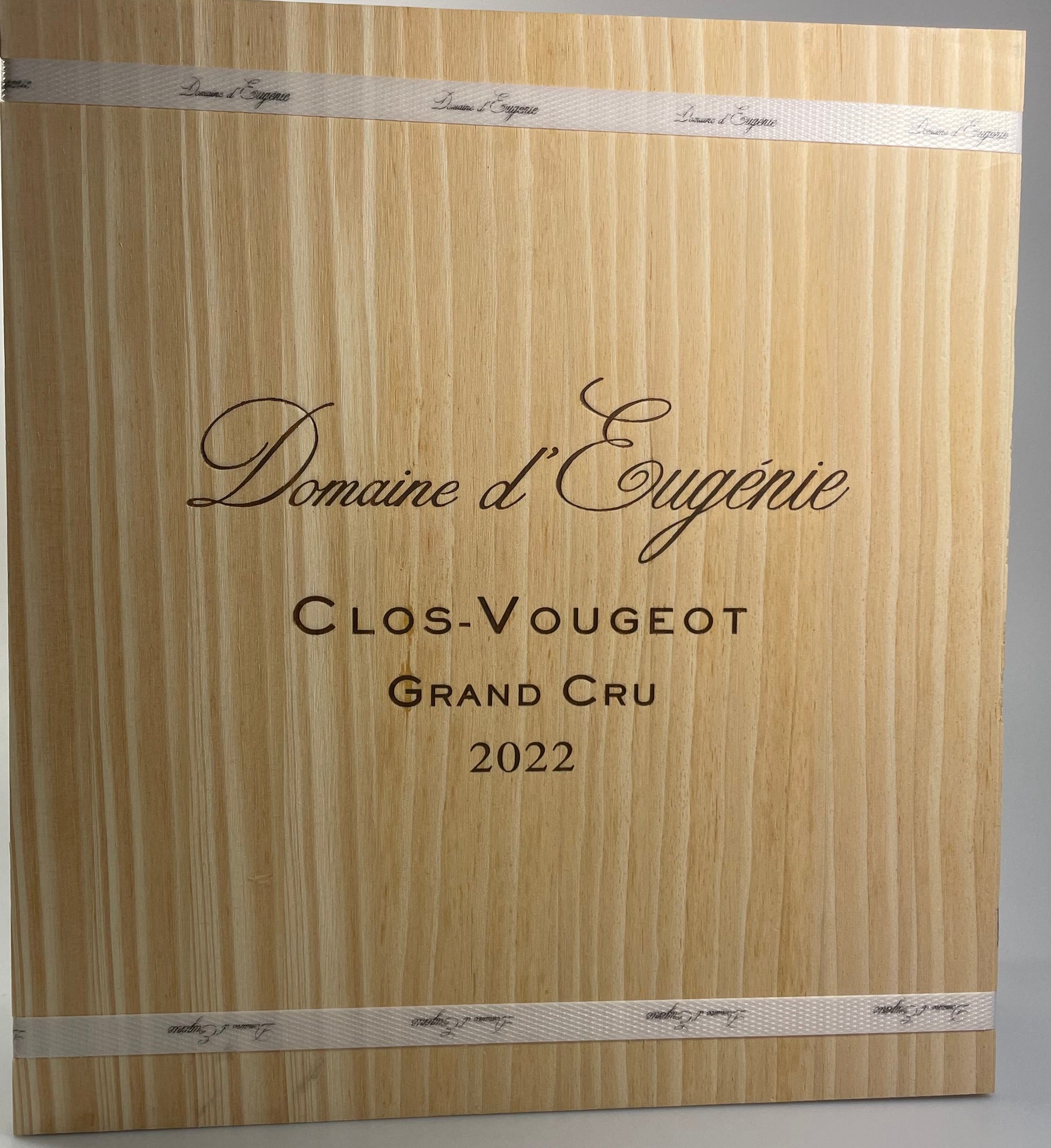 Domaine d'Eugenie Clos Vougeot Grand Cru 2022 Original 3er Holzkiste