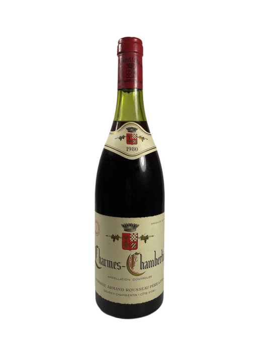 Weinflasche auf Weißem Hintergrund, Charmes Chambertin Grand Cru 1980 von Rousseau