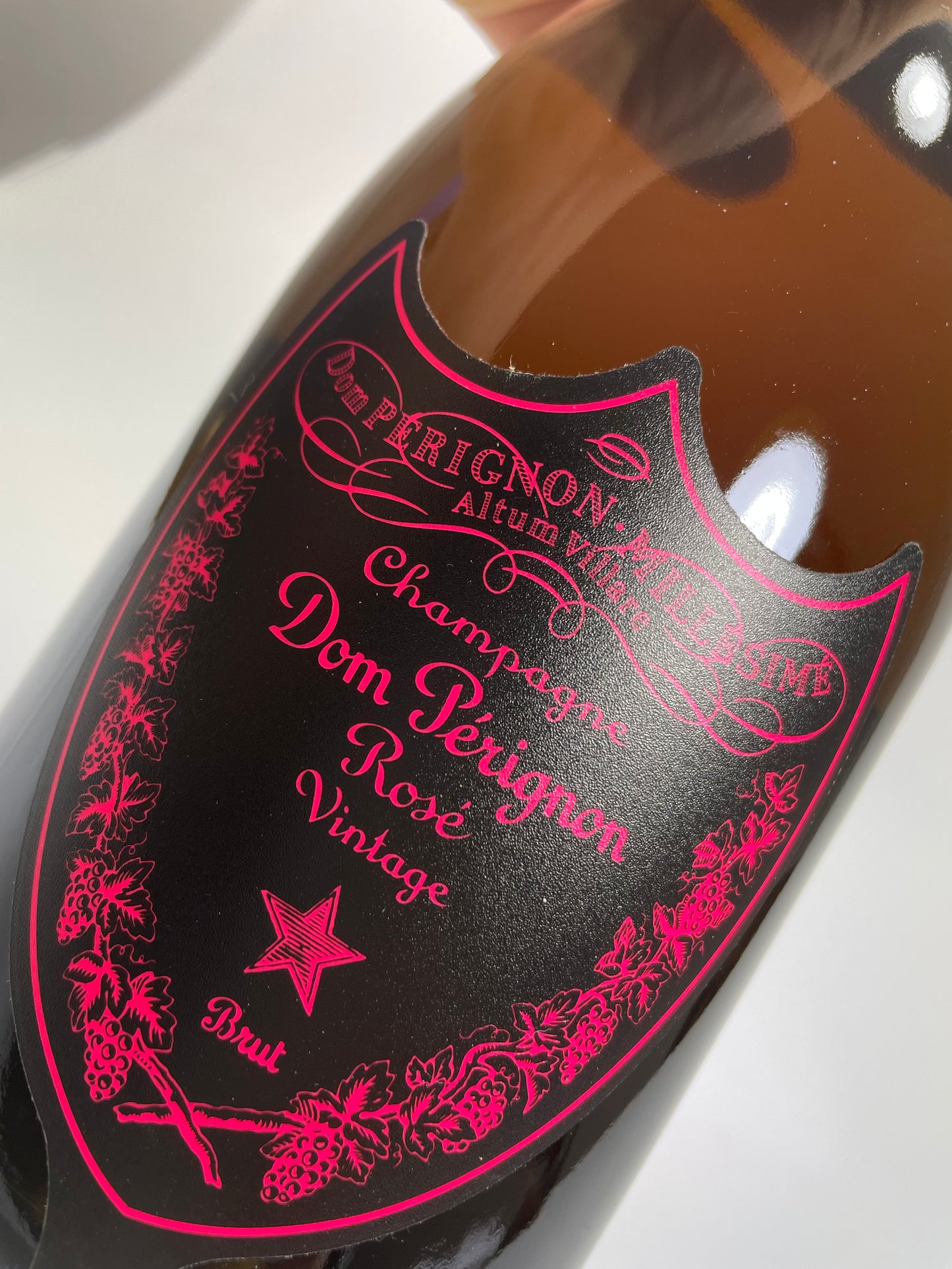 Etikett Dom Perignon rose Luminous 2009