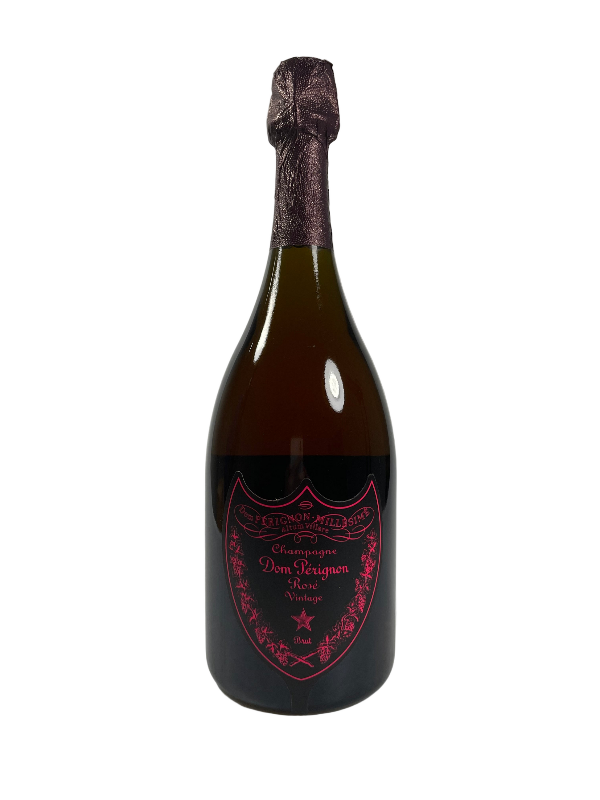 Champagnerflasche auf weißem Hintergund Dom Perignon rose Luminous 2009