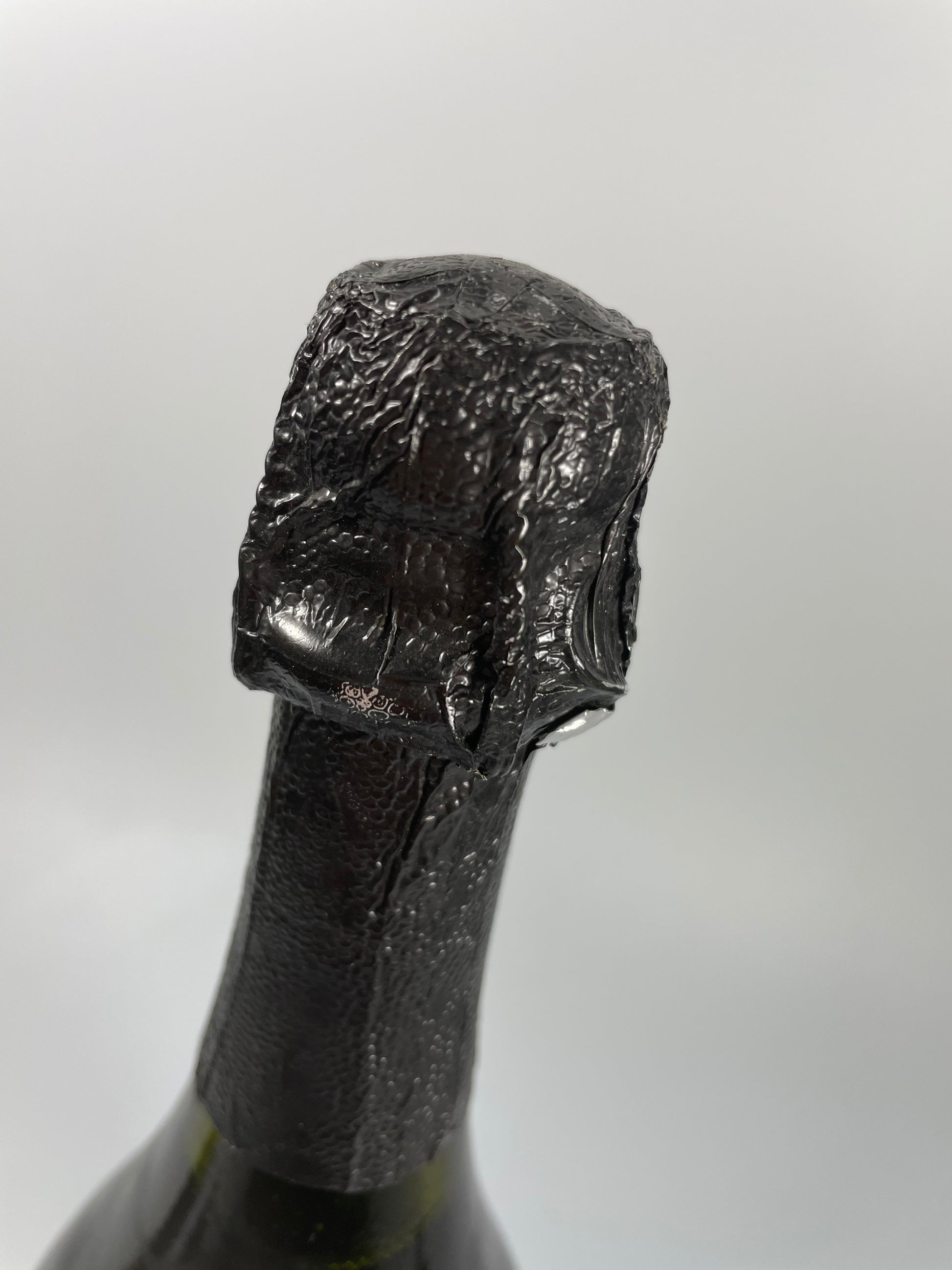 Dom Perignon 2002 Andy Warhol Tribute Collection blau