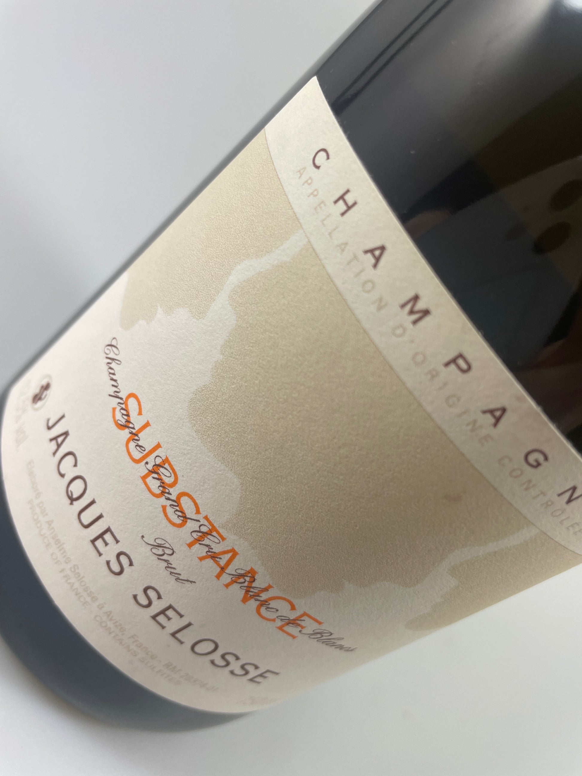 Selosse Substance